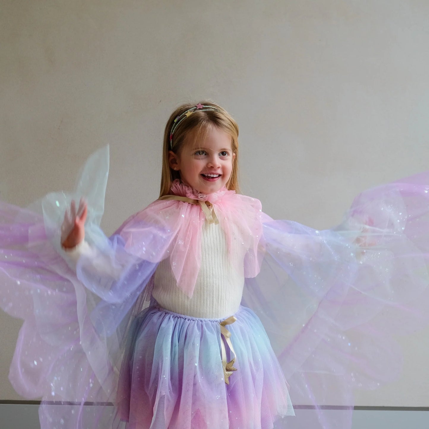 Scallop pastel cape