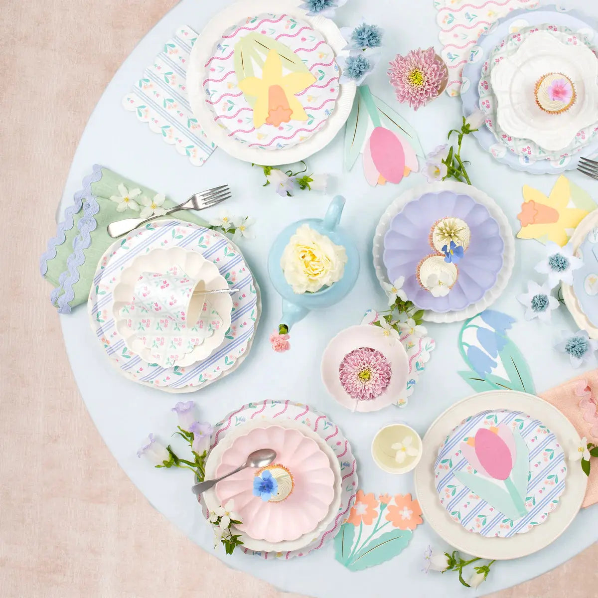 Bloomsbury floral dinner plates ( x 8 ) Meri Meri