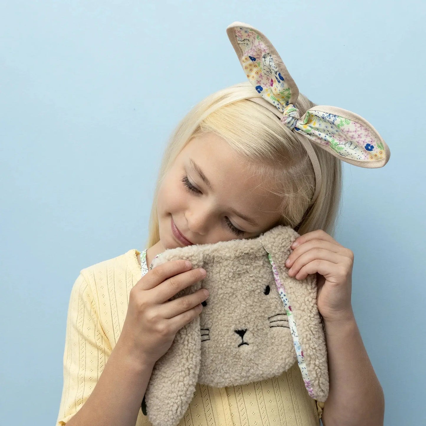 Fluffy bunny face bag Meri Meri