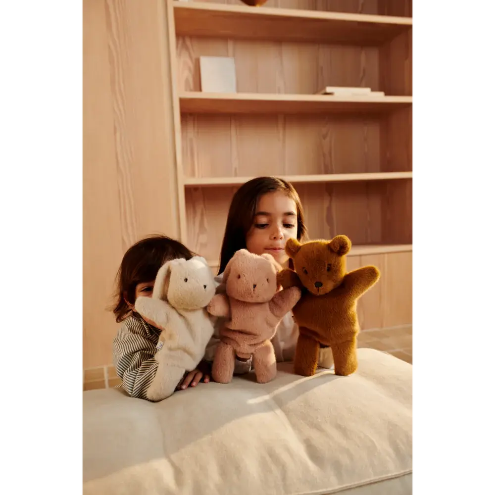 Honor bear hand puppet - Golden Caramel LieWood