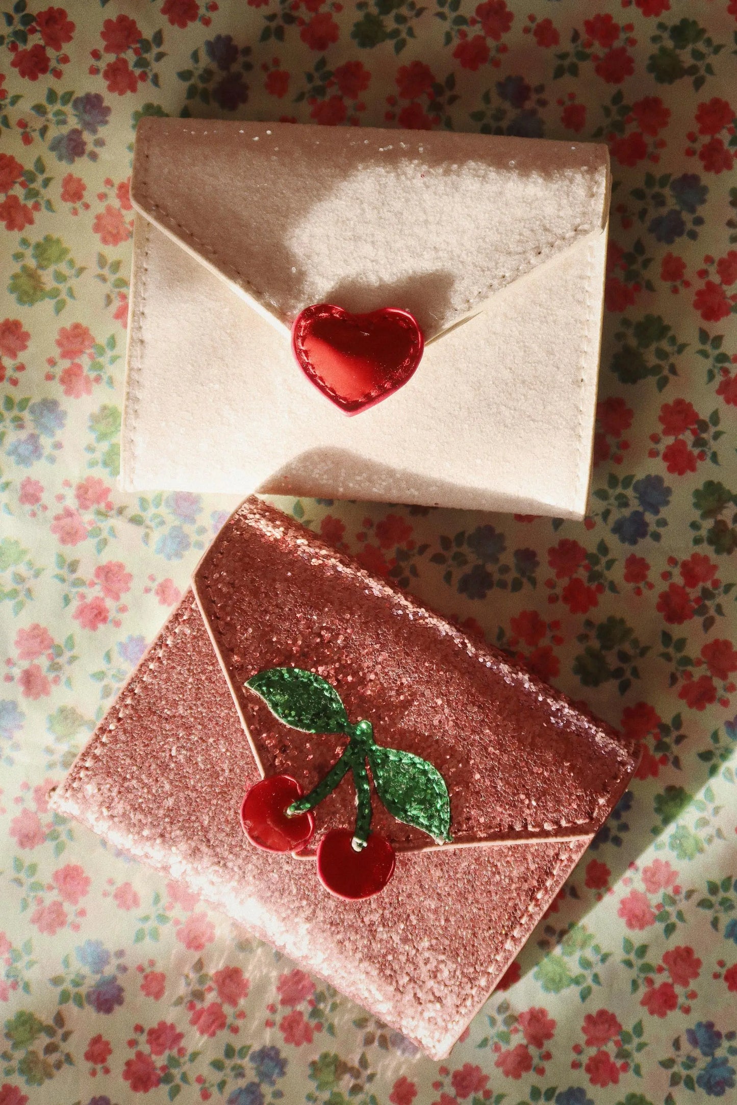 (KS101573) Love letter wallet - Cream Konges Slojd