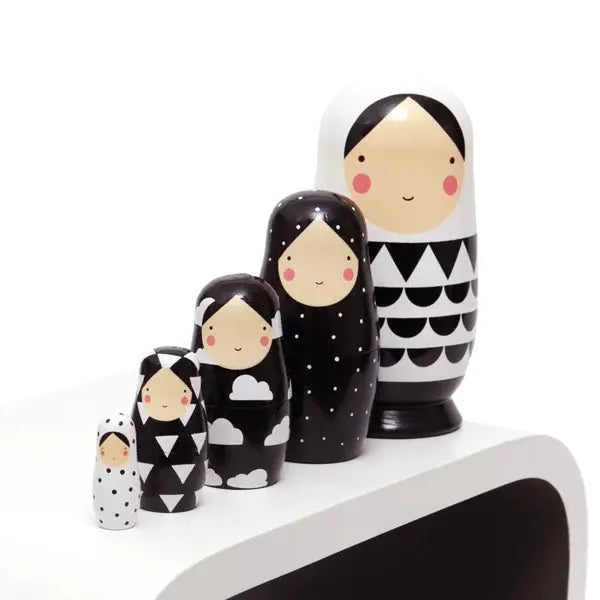 Nesting dolls Black and White Petit Monkey