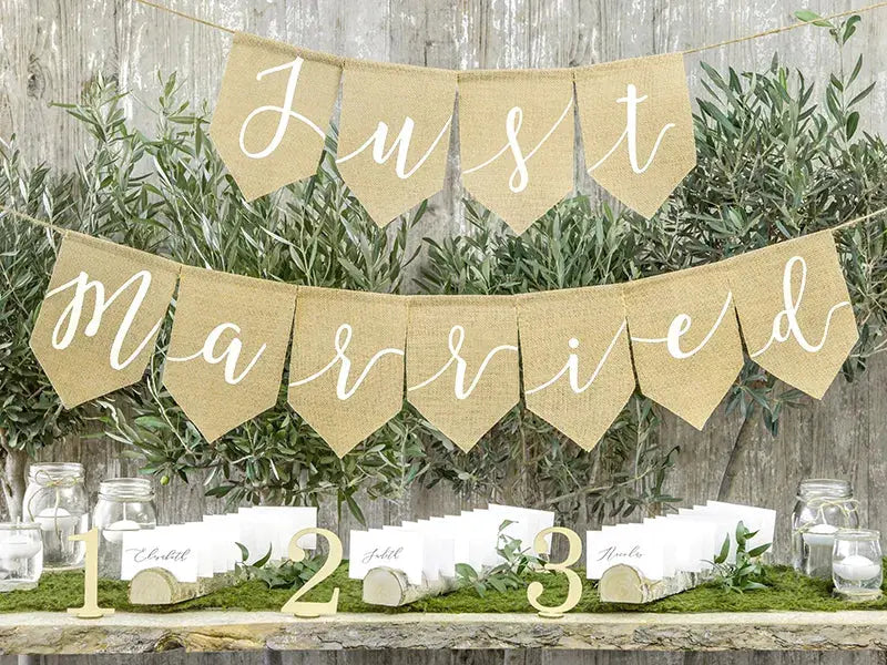 Banner just married Partydeco