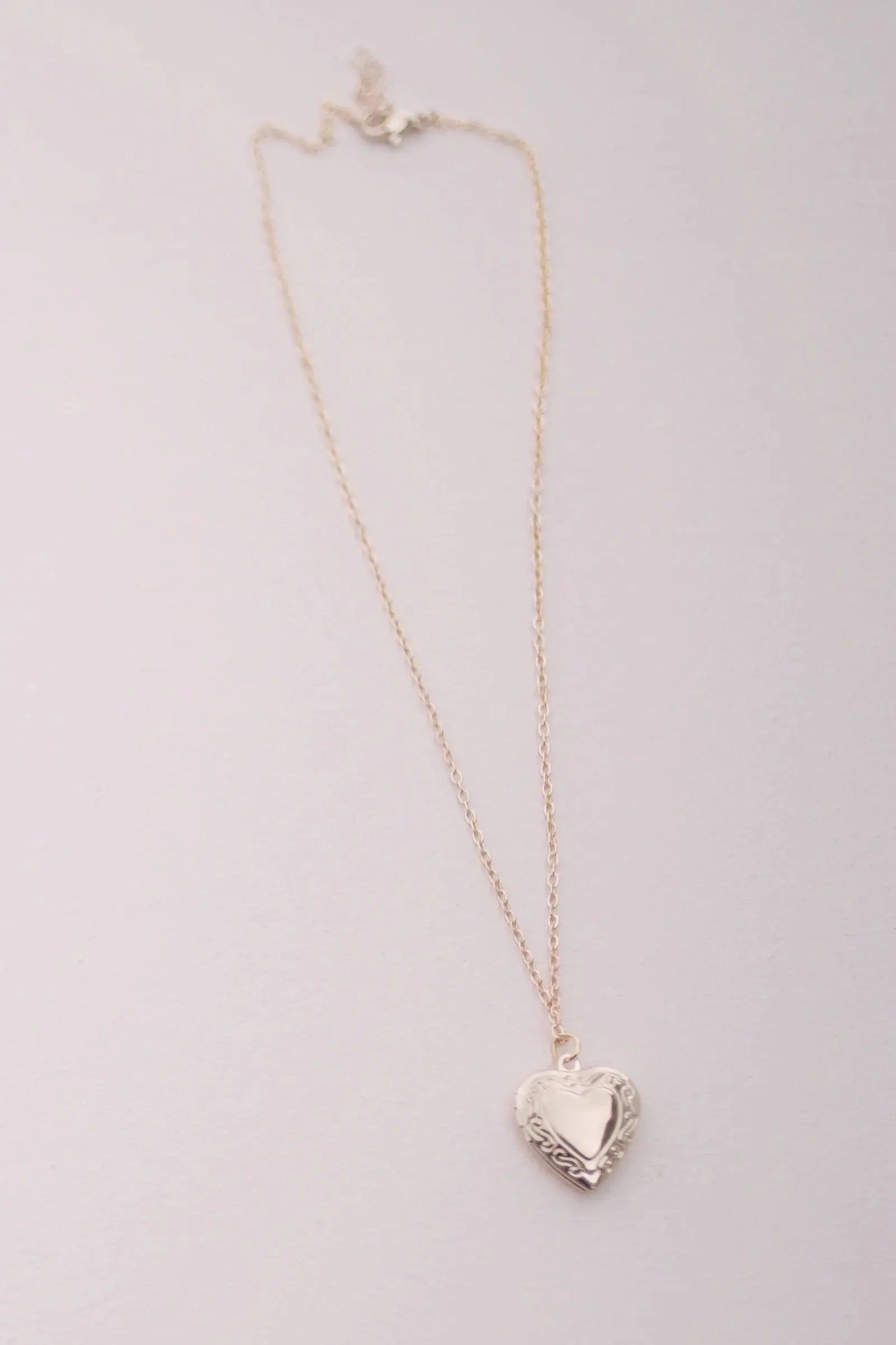 Collar heart locket rose gold Great Pretenders