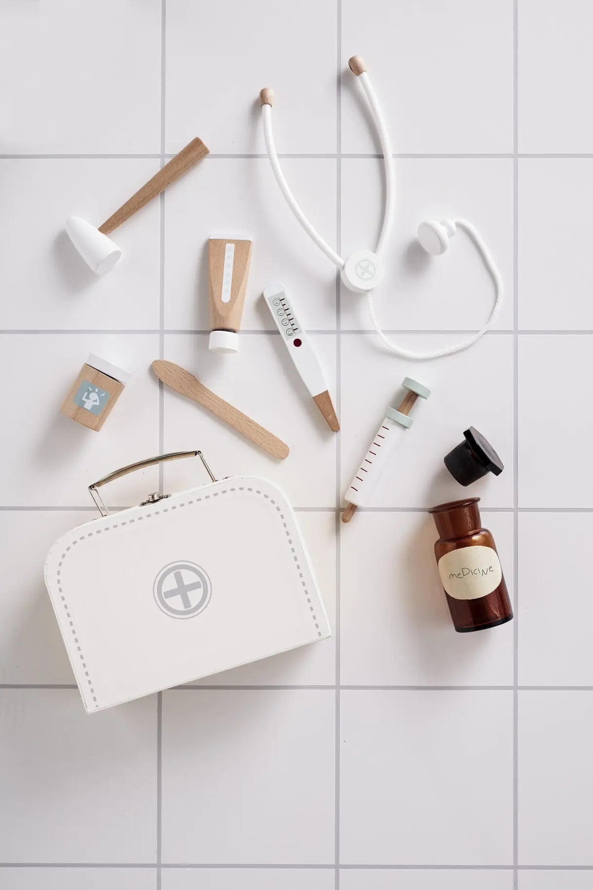 Doctors case white KID'S HUB Kids Concept