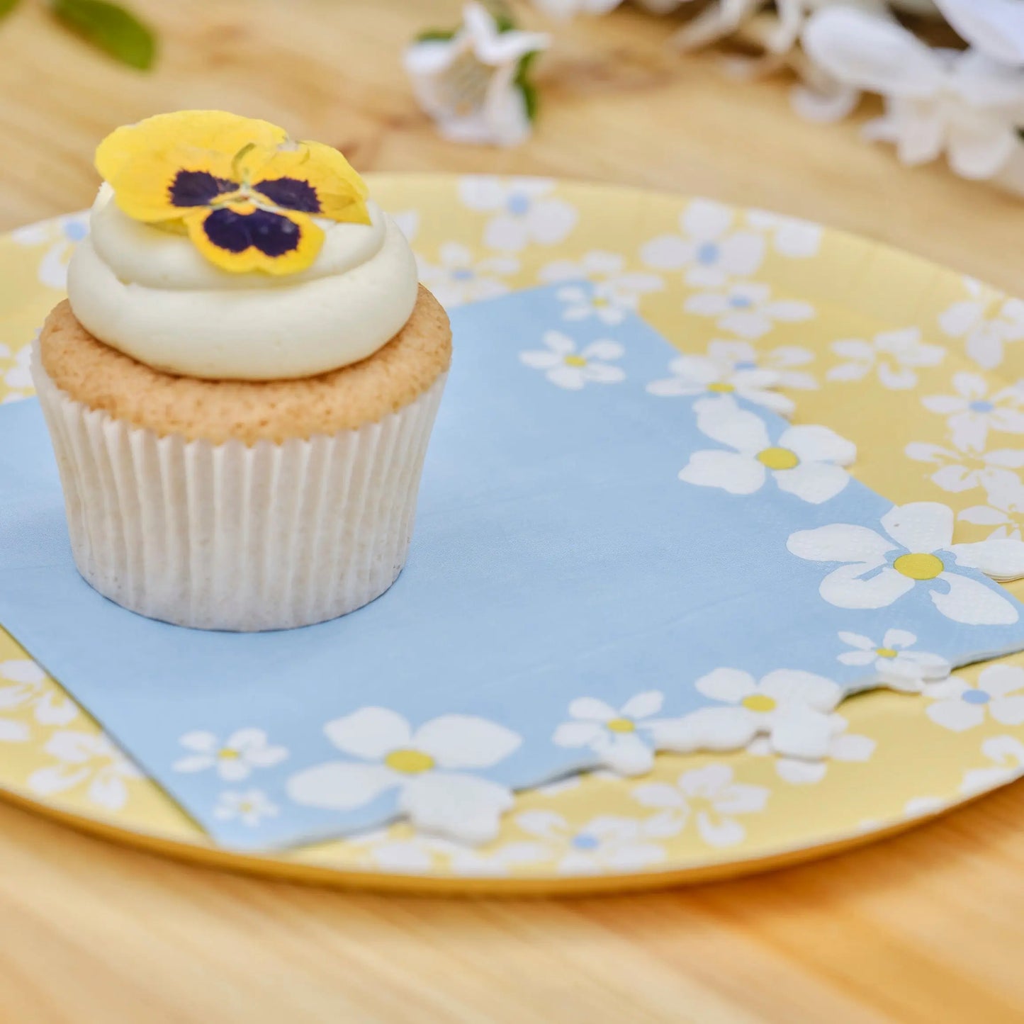 Flower Edge Floral Napkins Ginger Ray