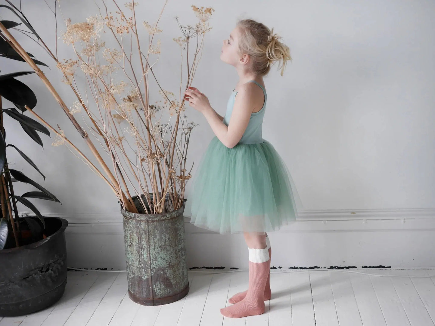 Forest Green Dress Bob & blossom