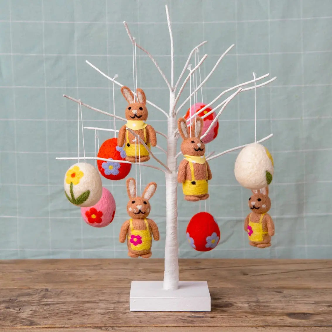 Talking Tables - White Wire Easter Tree Decoration Talking Tables