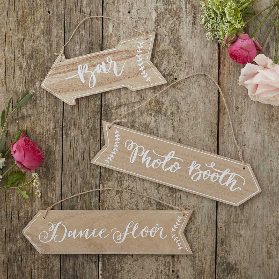 Wooden Arrow Signs - Boho Ginger Ray