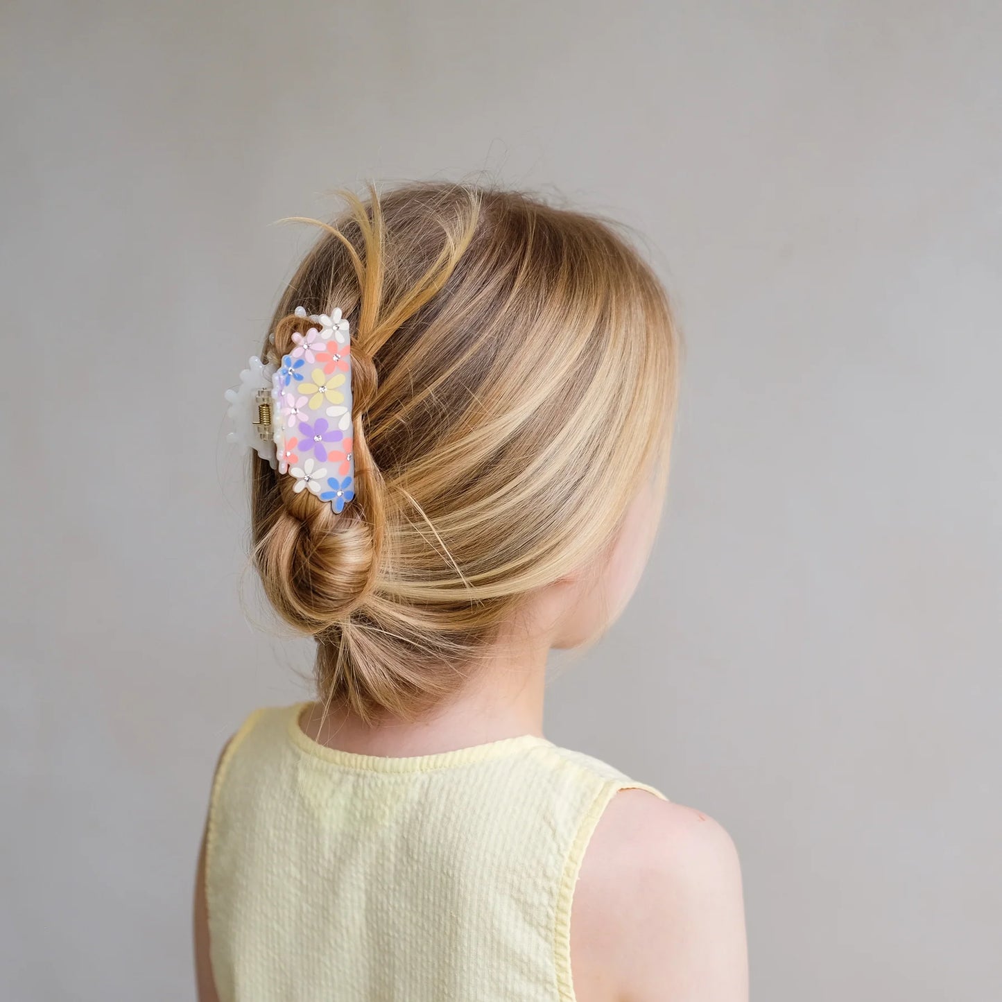 Flower claw clip
