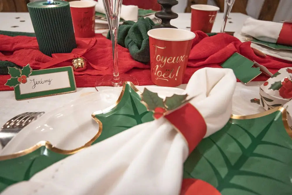 200ML RED AND GOLD MERRY CHRISTMAS CUPS X 8 Tim&Puce Factory