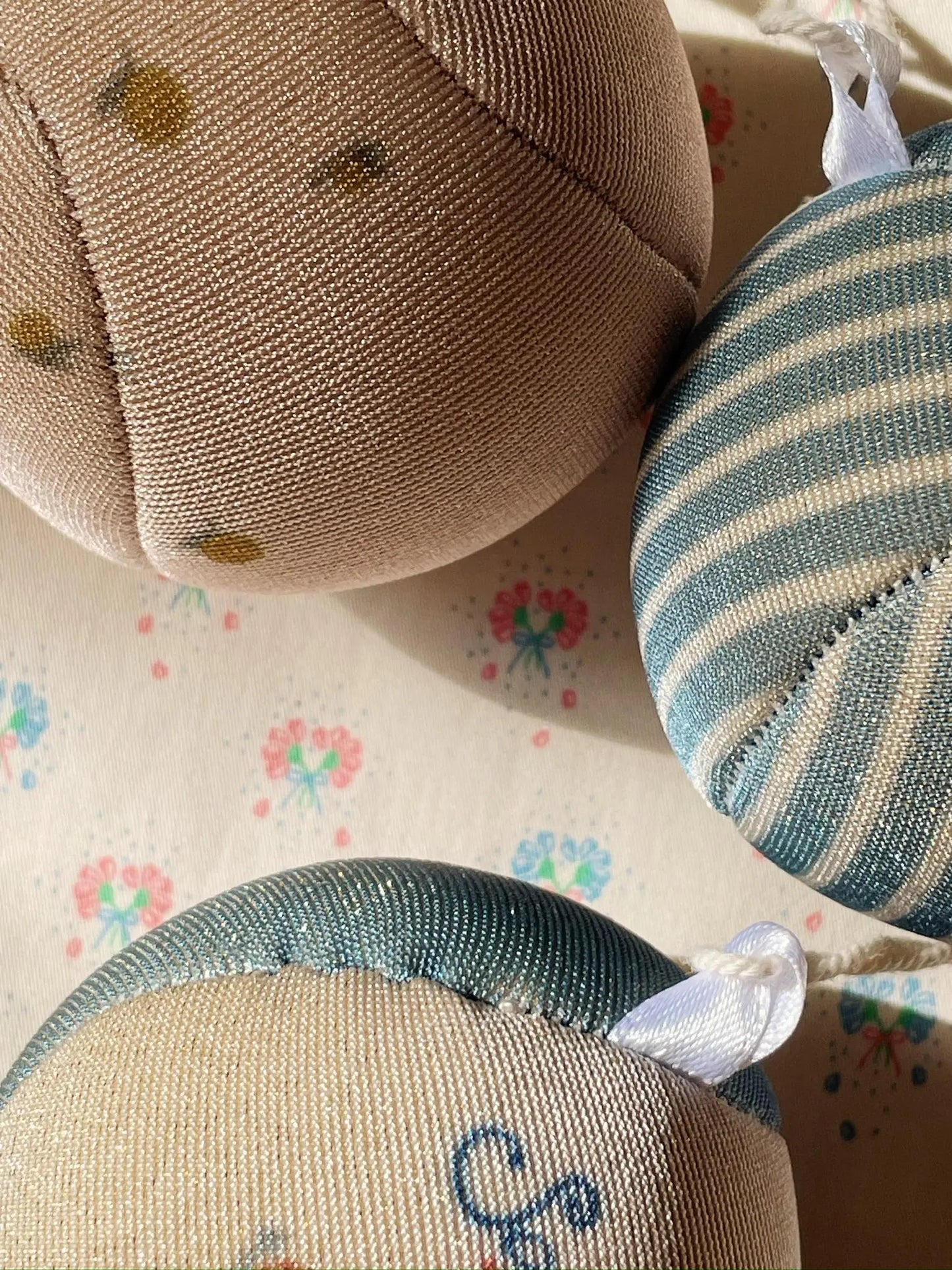 3 pack Neoprene Beach Ball - Lemon Konges Slojd