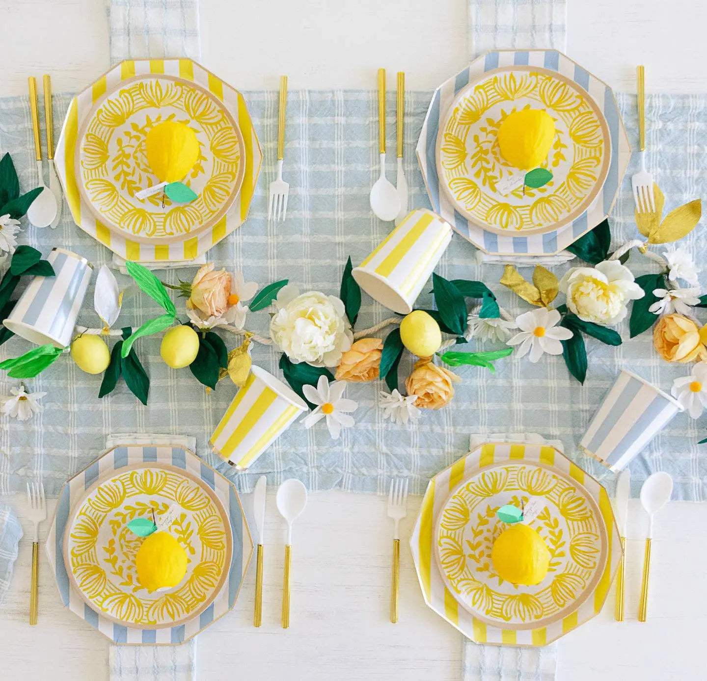 Bonjour Fête - SKY BLUE CABANA STRIPE CUPS Bonjour Fête