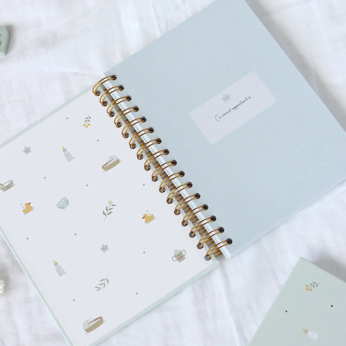 CARNET DE SUIVI DE BÉBÉ, 6 MOIS Zu-boutique