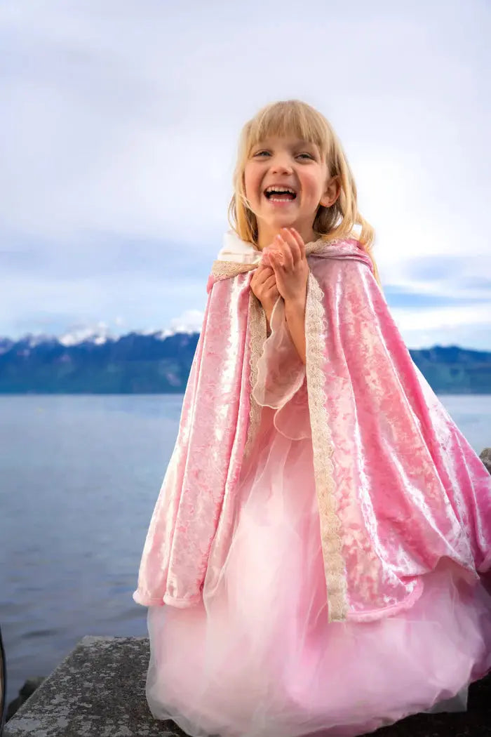Deluxe Pink Princess Cape Great Pretenders