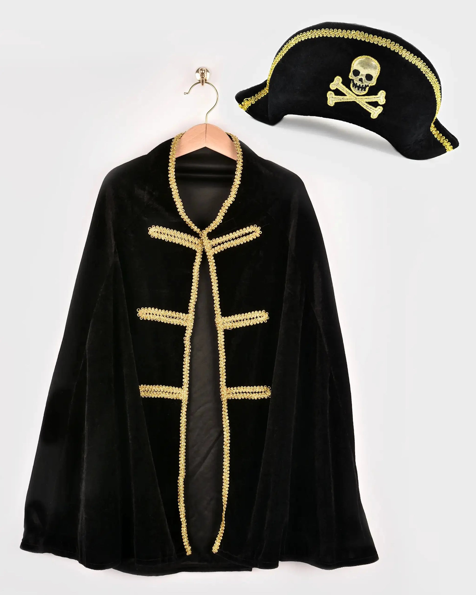 Den Goda Fen Pirate Cape 3-8 years Den Goda Fen