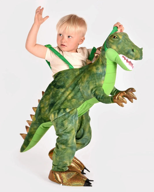 Den Goda Fen Ride on a Dinosaur Den Goda Fen
