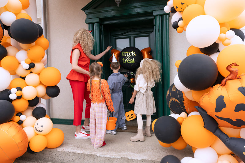 Foil Balloon Trick or Treat, 89x129 cm, mix (FB428)