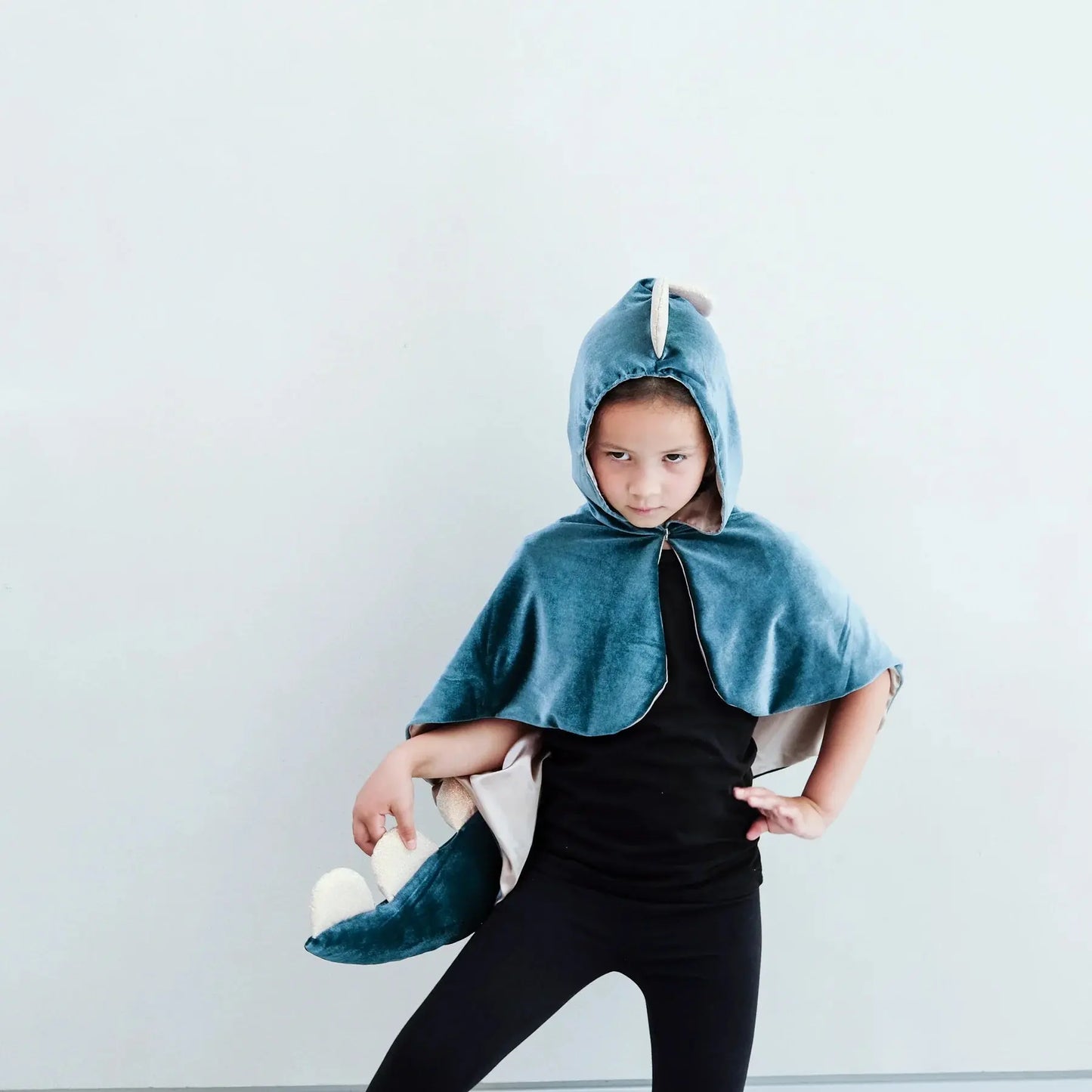 Friendly dino cape Mimi & Lula