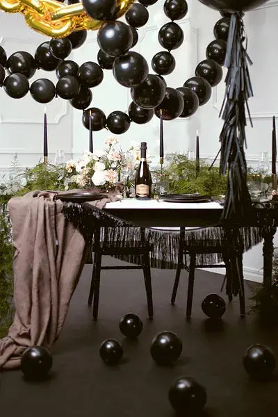 Fringe garland, black Partydeco