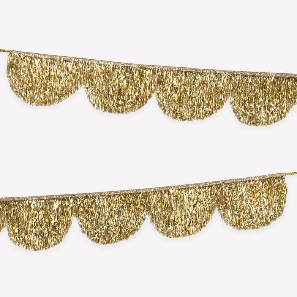 Gold tinsel scallop garland Meri Meri