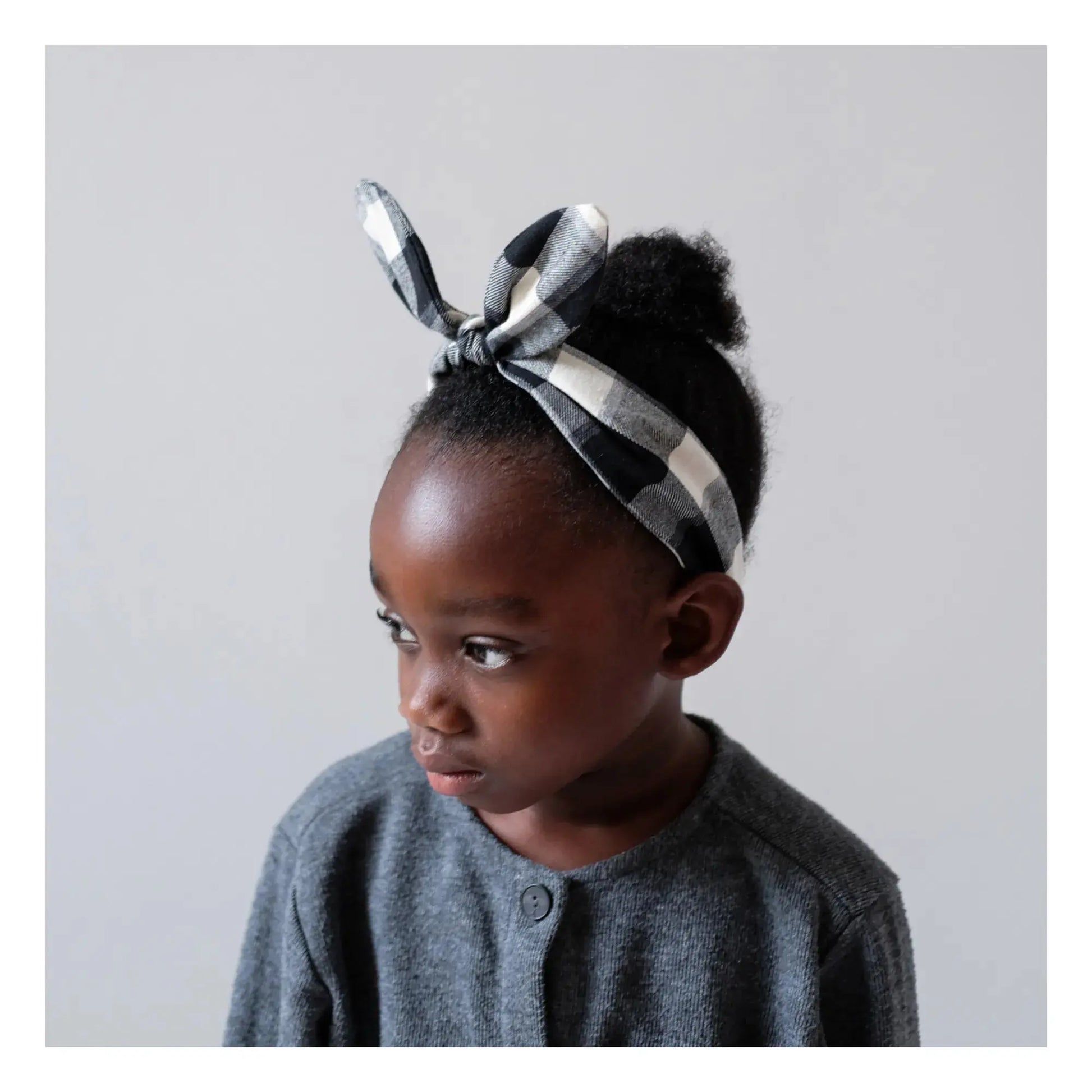 Headband White and Black checked pattern with a bow Mimi & Lula