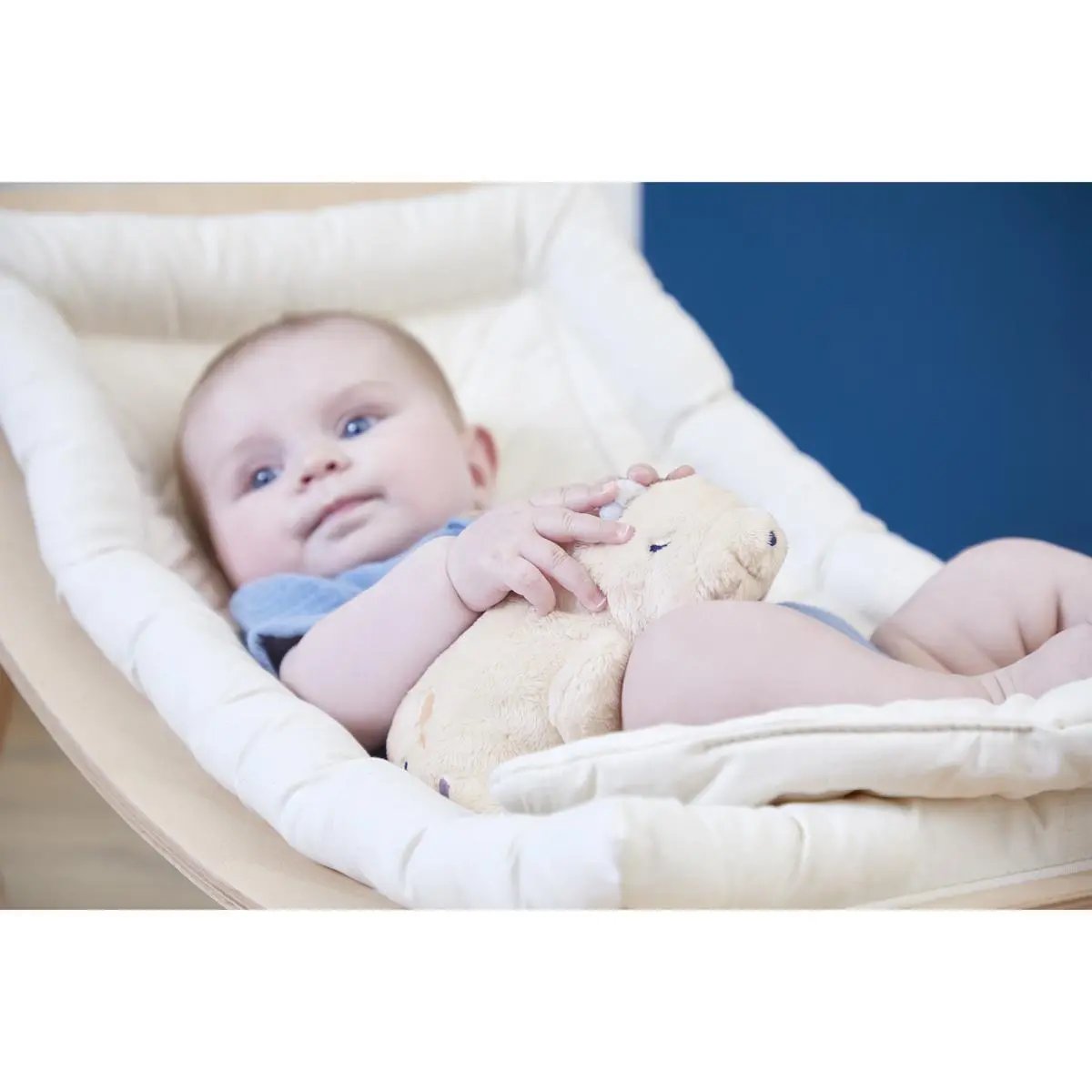 K211007  BEAR CALMING POUCH Kaloo