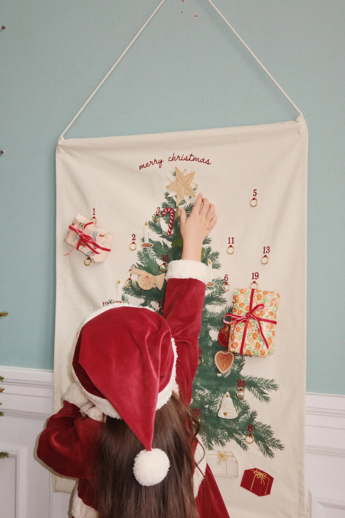 KS101926 - Christmas hat - Red Dahlia Cotillons D Alsace