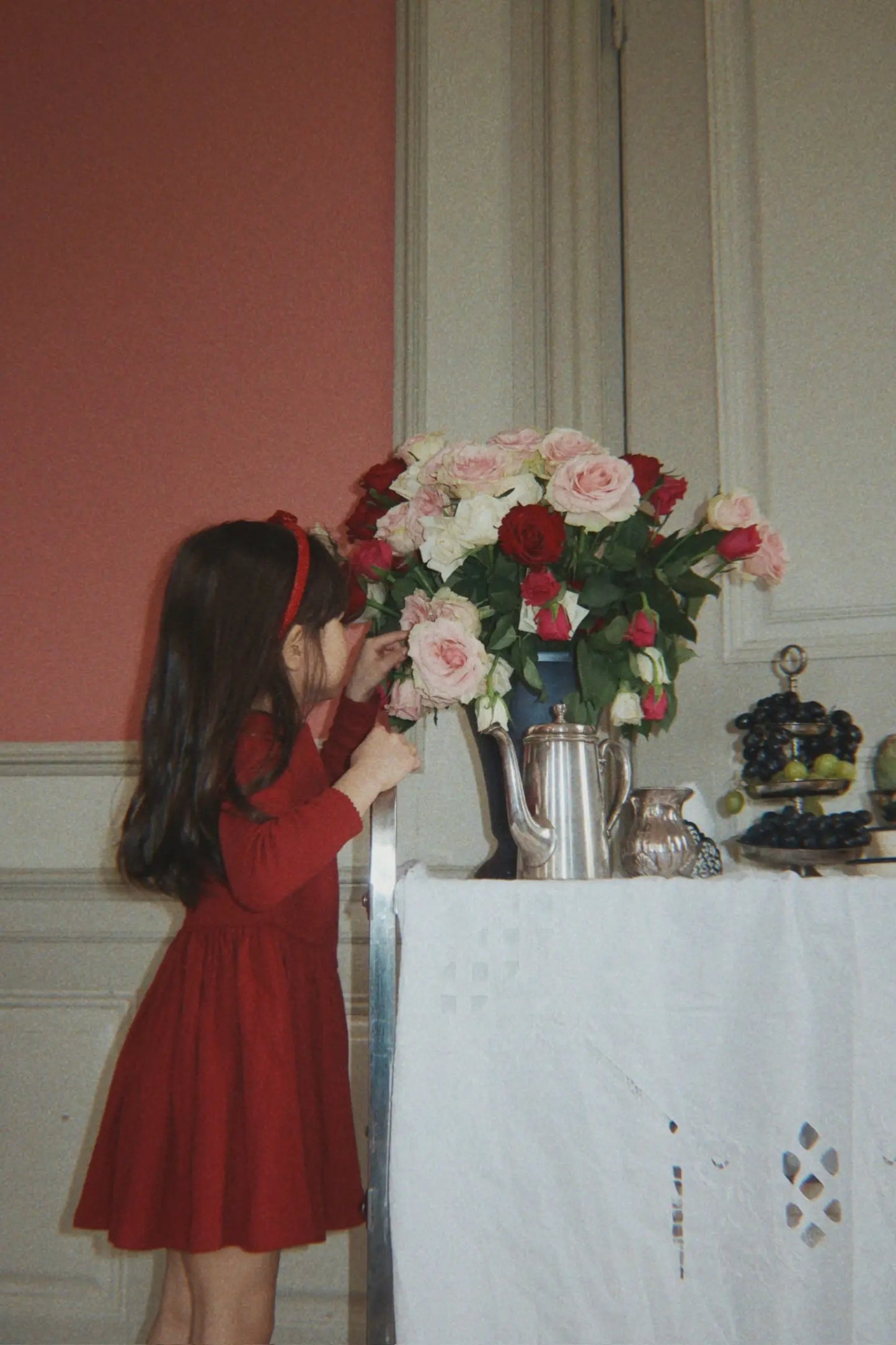 KS104462 Velvet Bow Hairbrace - Glitter Red Konges