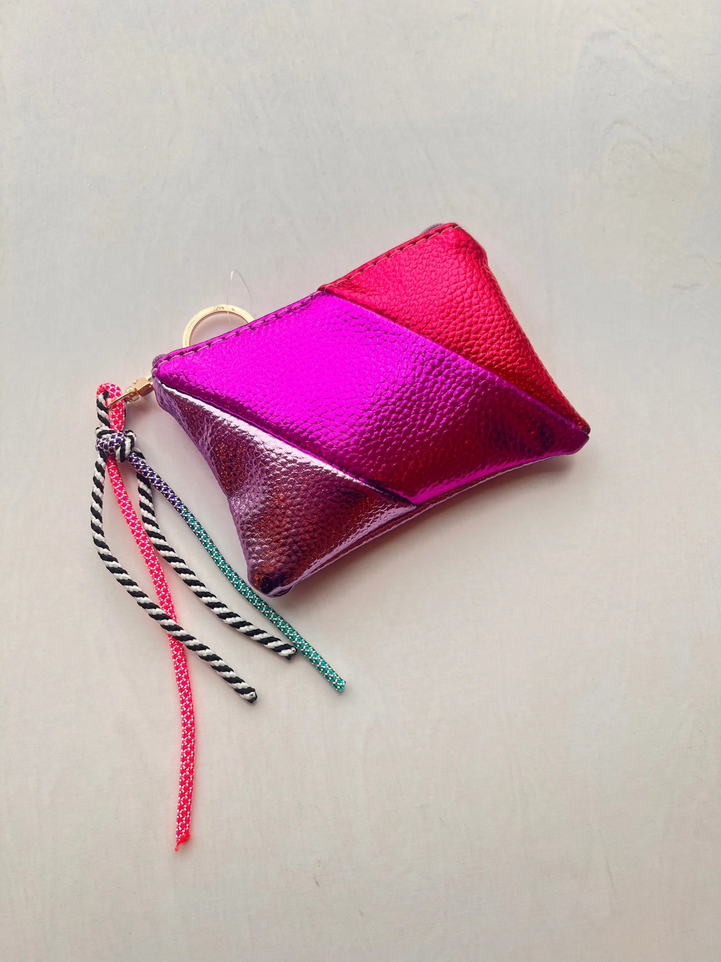 Keychain bag - lilac/pink/red thepartyville