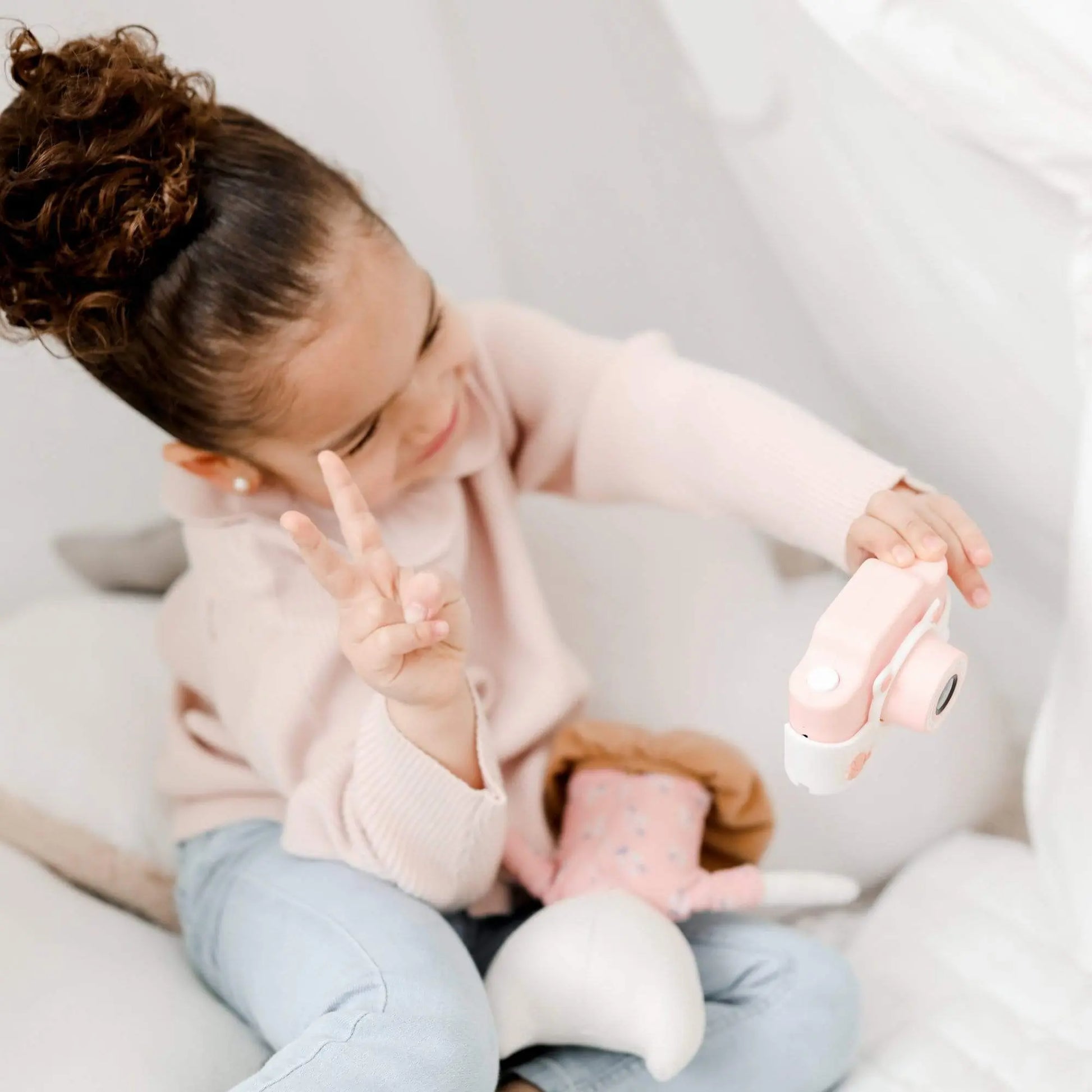 Kidamento - Meowie the Cat - Kids Digital Camera - Model K Kidamento