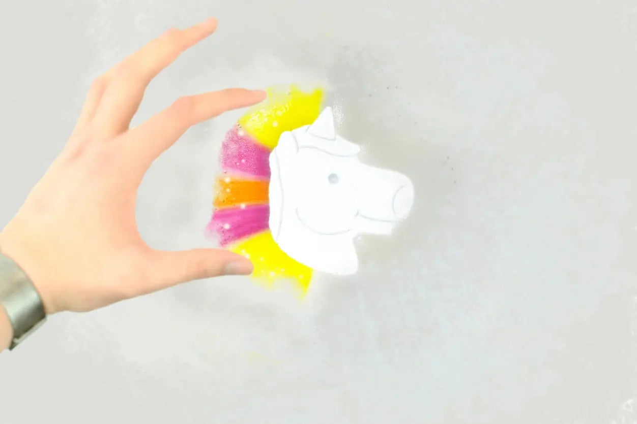 Kids Colour Surprise Unicorn Baff Bombz Zimpli Kids