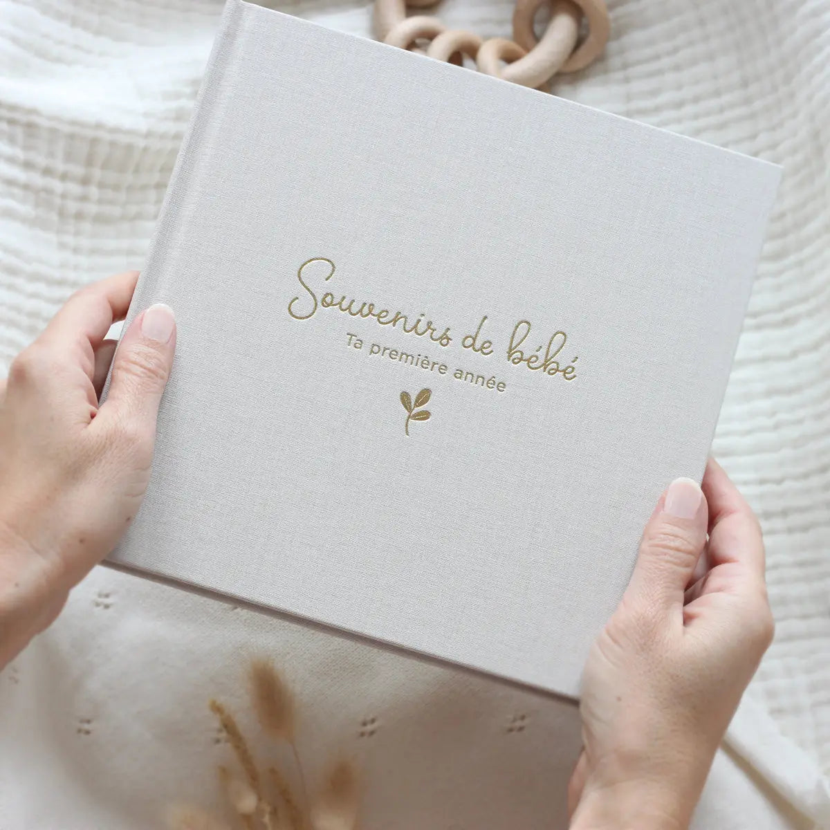 LIVRE SOUVENIRS DE BÉBÉ PREMIÈRE ANNÉE Zu-boutique