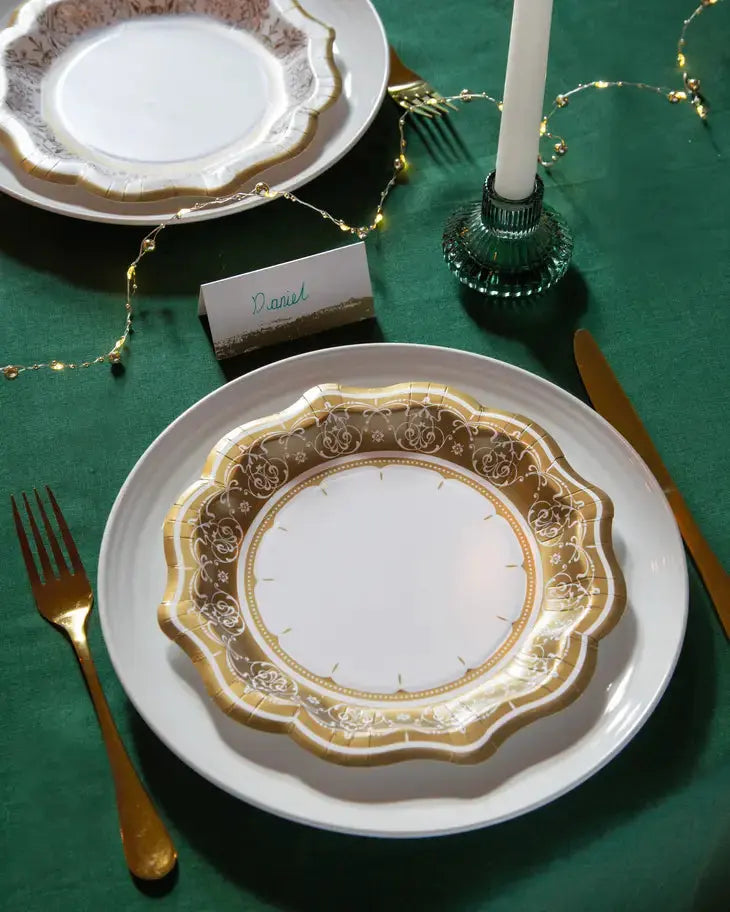 Medium Gold Plates - 12 Pack Talking Tables