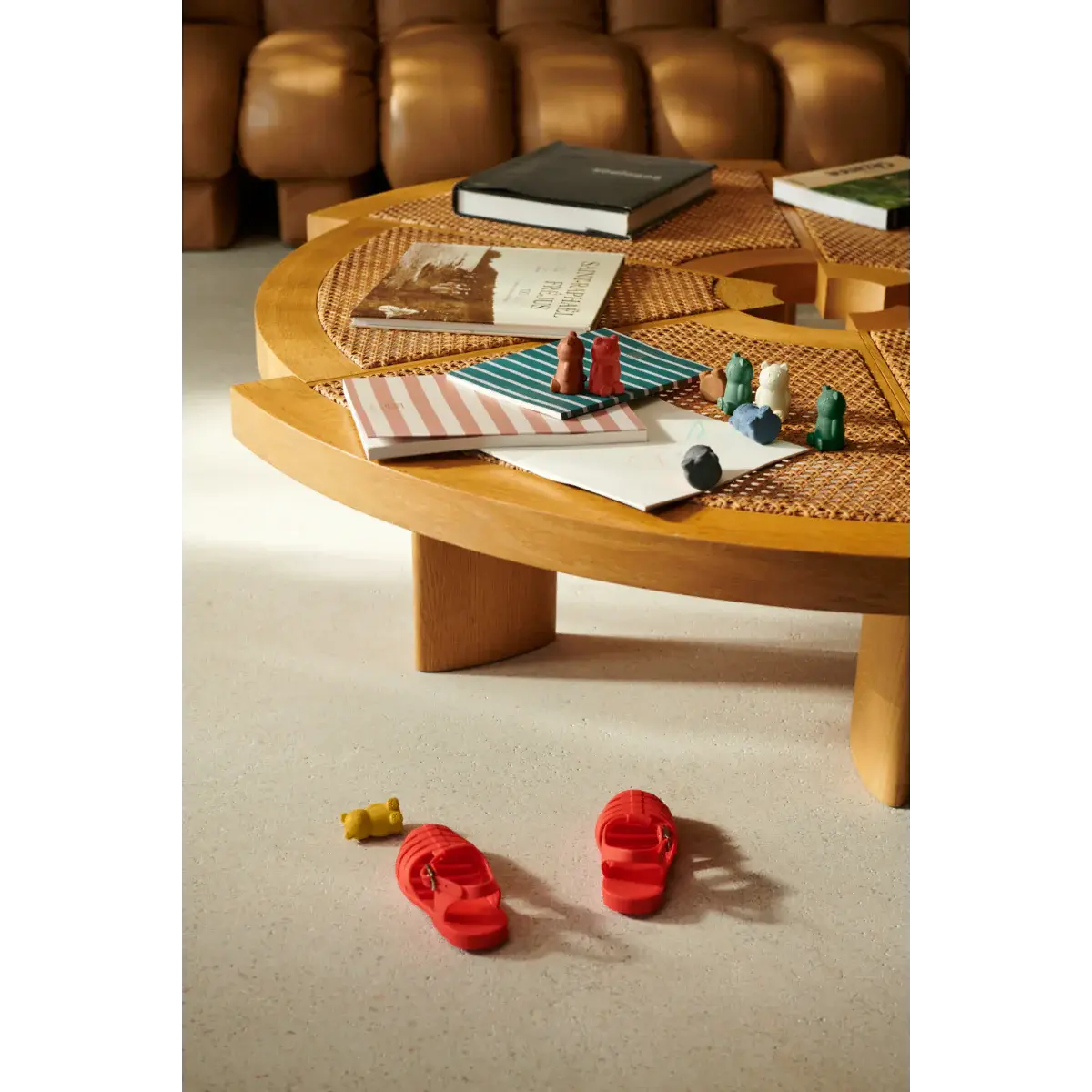 NEW WALLACE MR. BEAR CRAYONS 9-PAC - Yellow Mellow Multi mix LieWood