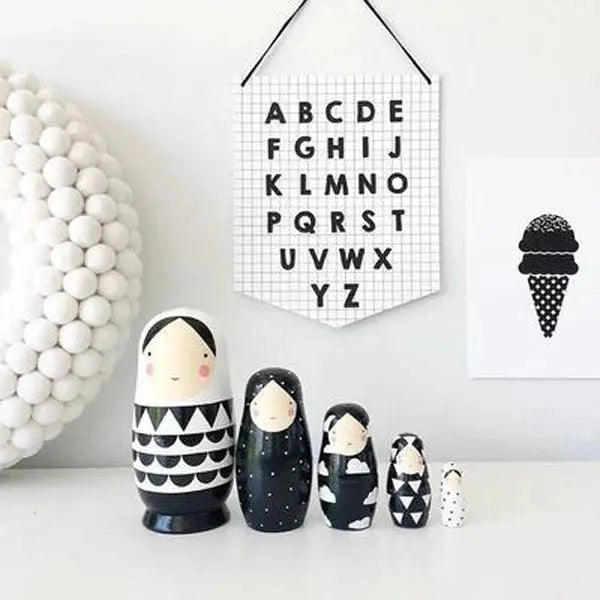 Nesting dolls Black and White Petit Monkey