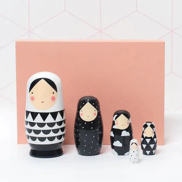 Nesting dolls Black and White Petit Monkey