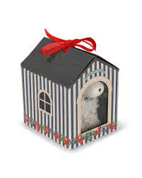 Odette’s pet poodle thepartyville