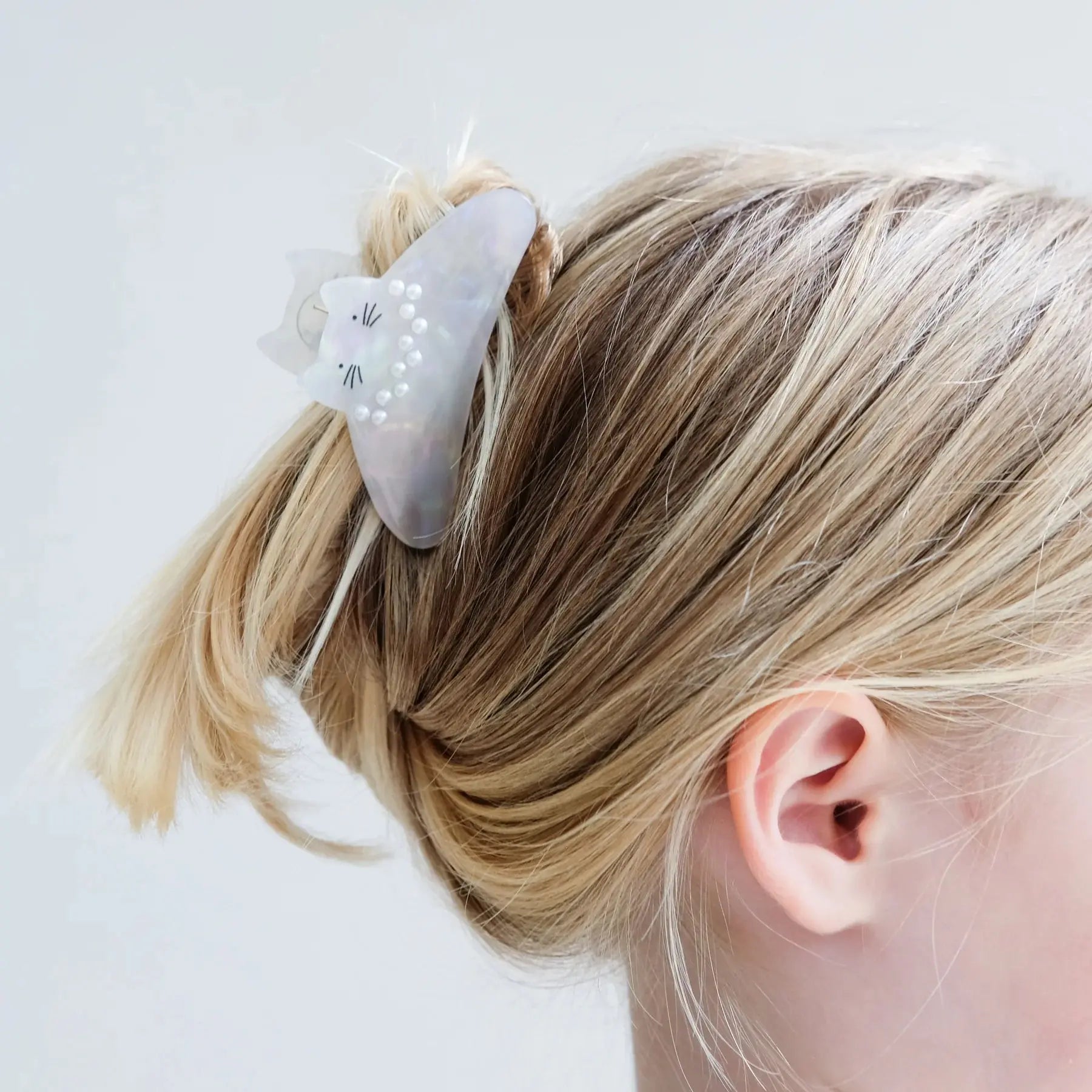Pearly kitty claw clip Mimi & Lula