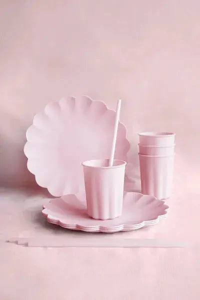 Plastic plates Ruffle, 22 x 22 cm, pink Partydeco
