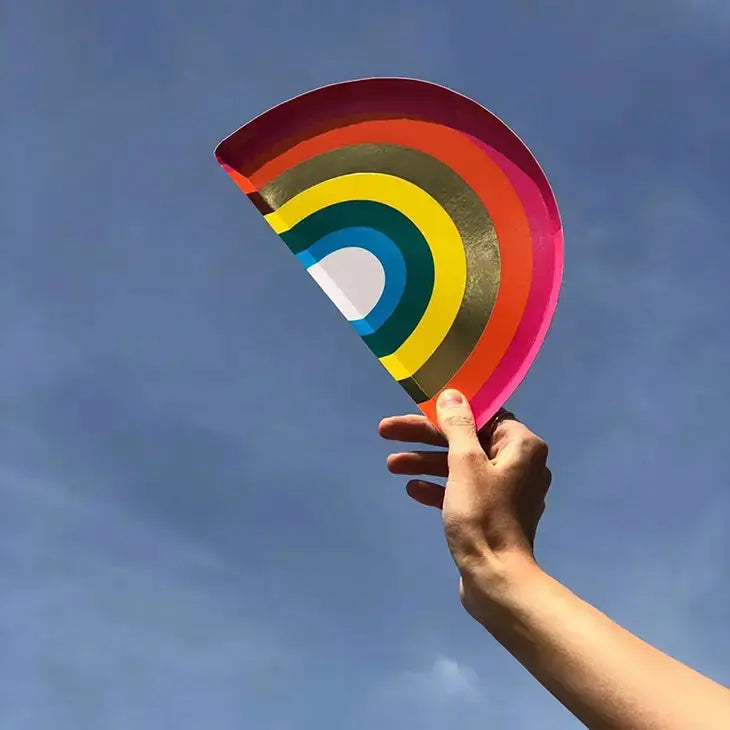Rainbow Shaped Plates - 16 Pack Talking Tables