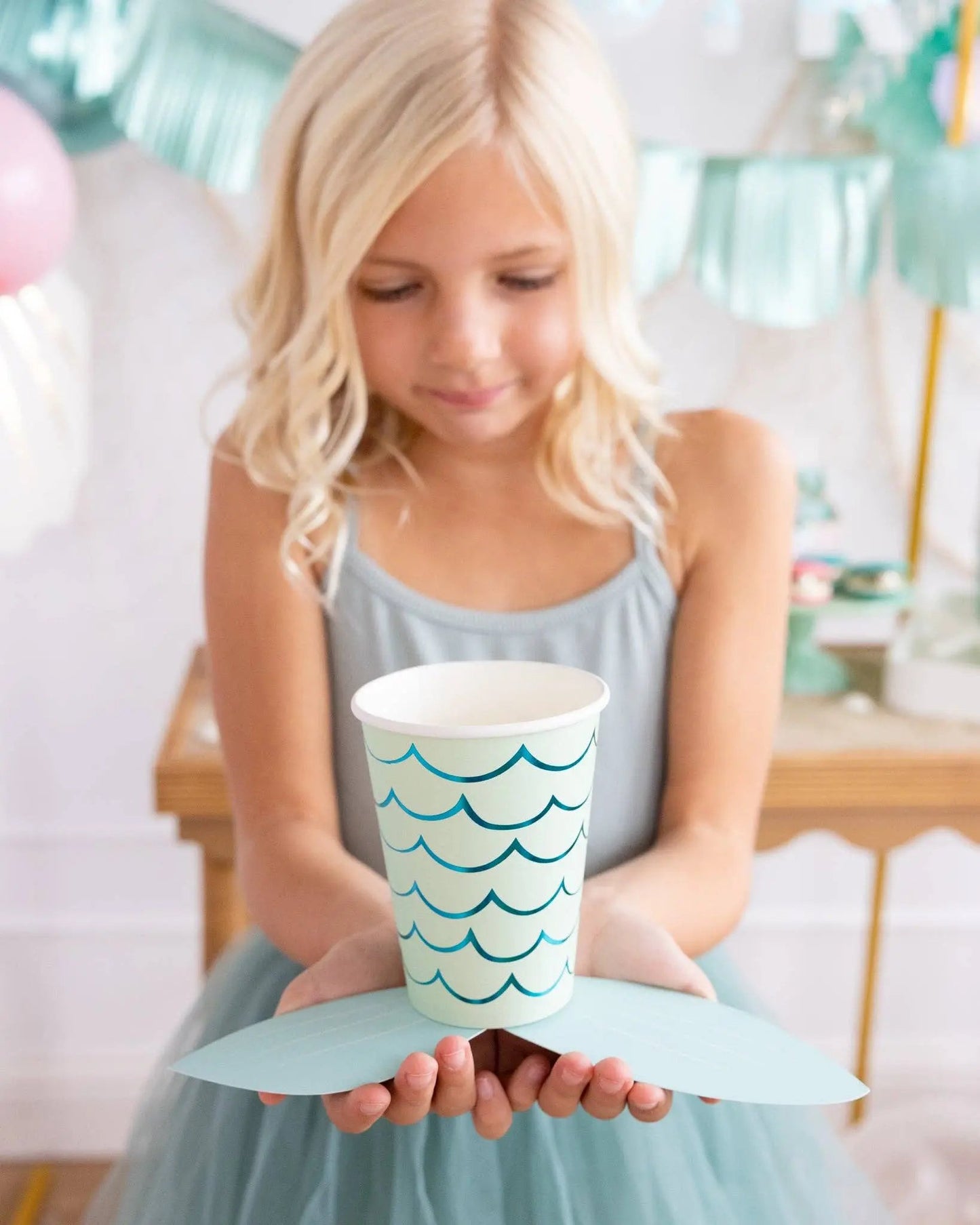 - SEA1011 - Mermaid Tail Paper Party Cups - 12 oz My Mind’s Eye