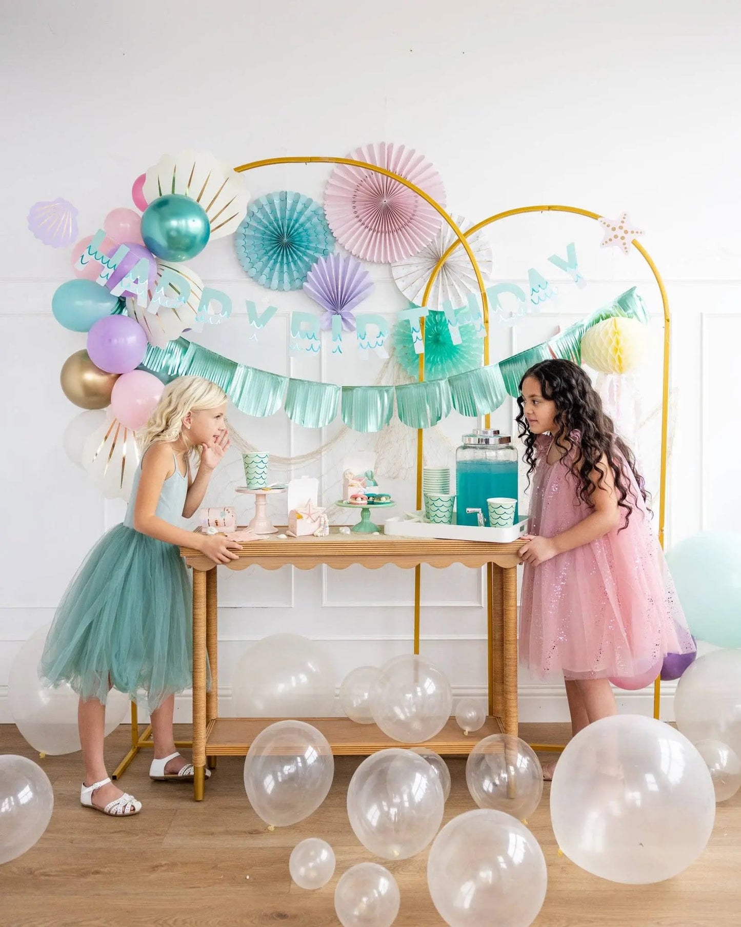 - SEA1011 - Mermaid Tail Paper Party Cups - 12 oz My Mind’s Eye