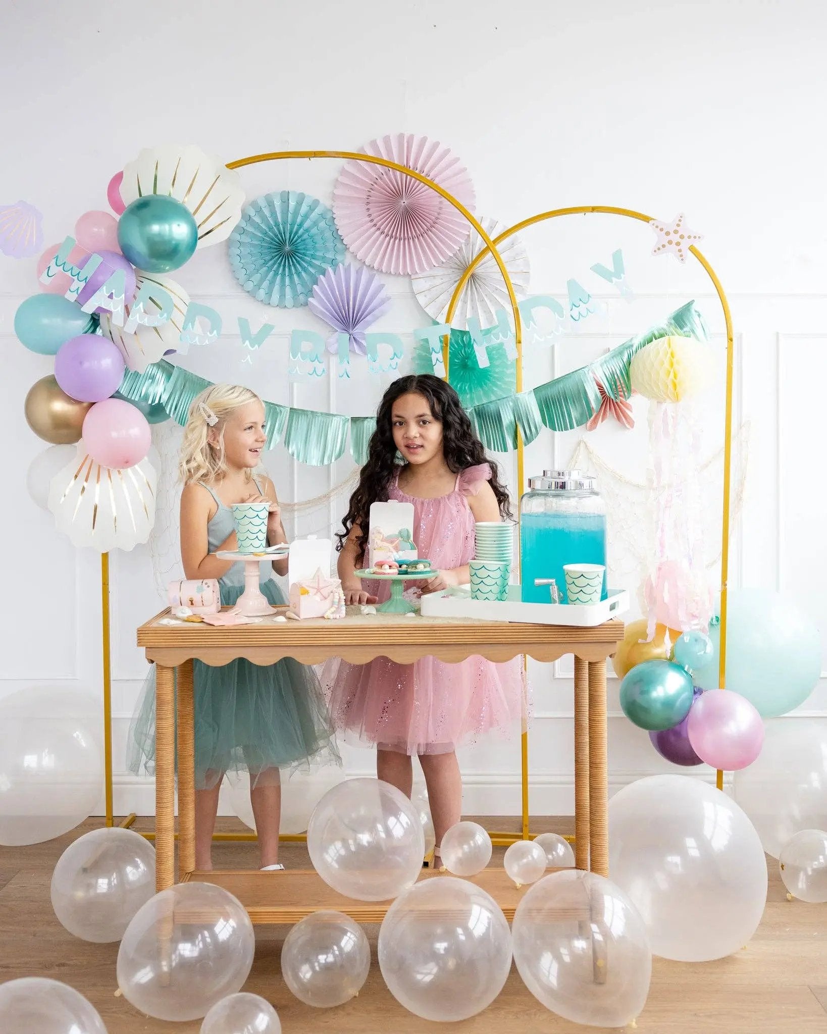 - SEA1011 - Mermaid Tail Paper Party Cups - 12 oz My Mind’s Eye