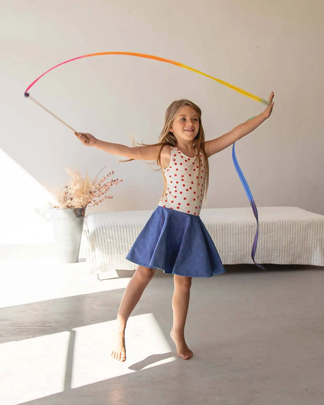 Sarah’s Silks - Rainbow Silk & Wood Streamer - Wand for Pretend Play Sarah’s Silks