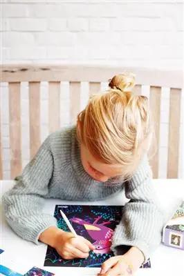 Scratch Art - Light Box Avenir