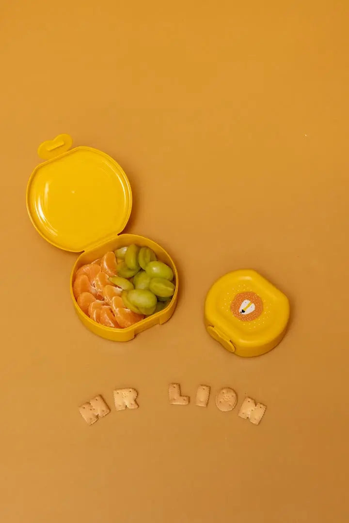 Snack box with clip - 2pcs - Mr. Lion Trixie