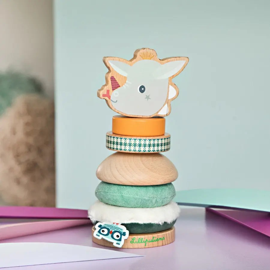 Stacking pyramid Joe the dragon Lilliputiens