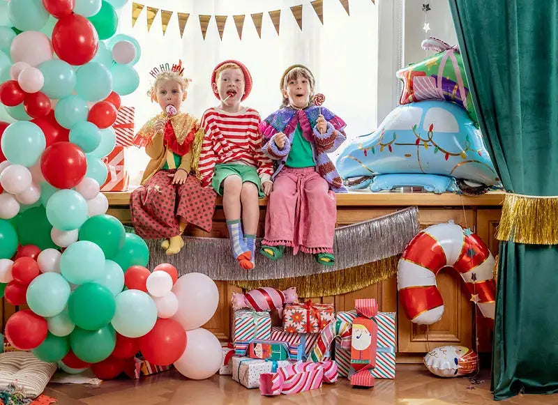 Standing foil balloon Christmas Cars, 102x100 cm, mix Partydeco