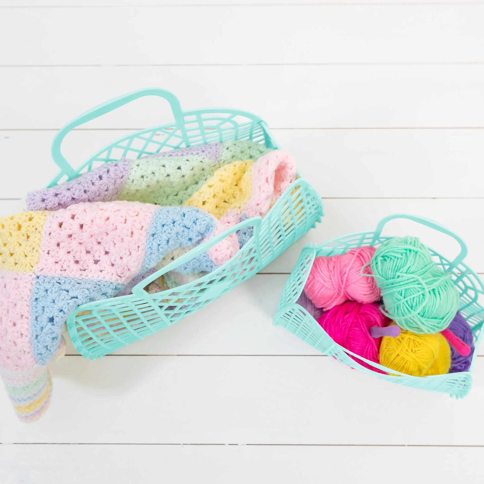 Sun Jellies - Retro Basket Jelly Bag - Large: Seafoam Sun Jellies